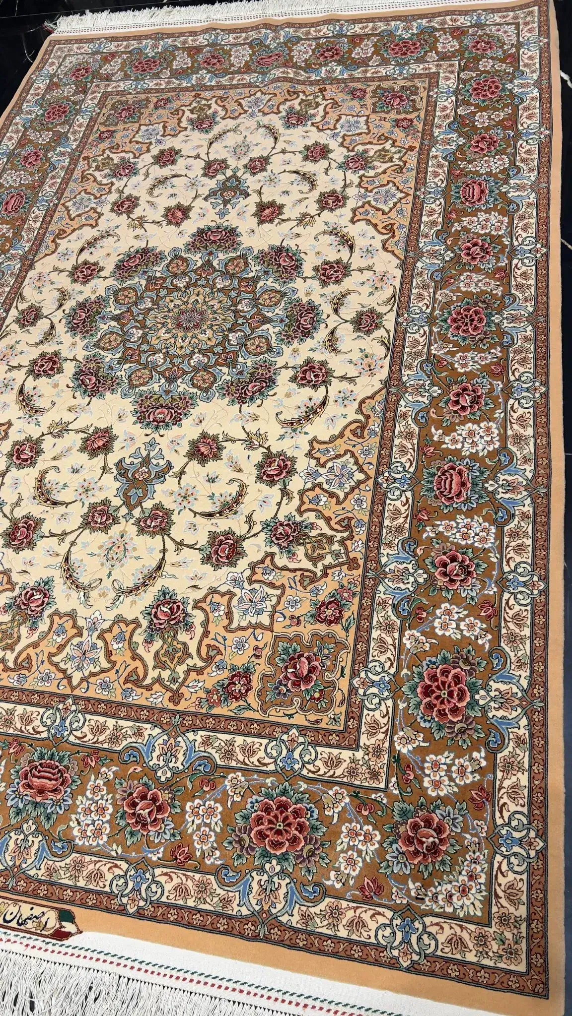"Luxurious Persian Isfahan rug, hand-knotted with silk and wool. Size: 220 cm x 150 cm (7.2 x 4.9 feet), knot density 810,000/m², showcasing Persian artistry and cultural heritage."